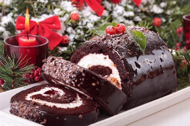 Tronchetto Di Natale Nero.Rotolo Natalizio Al Cioccolato Ricetta Preparazione E Ingredienti