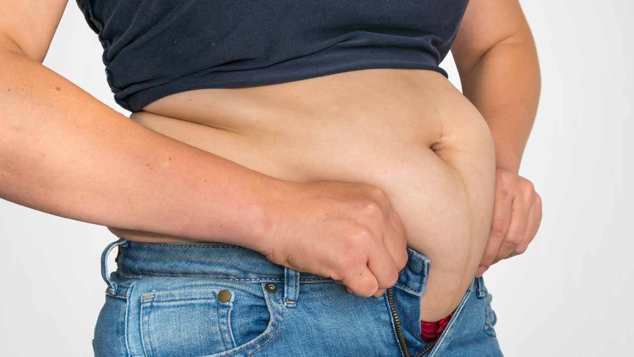 Una donna sovrappeso