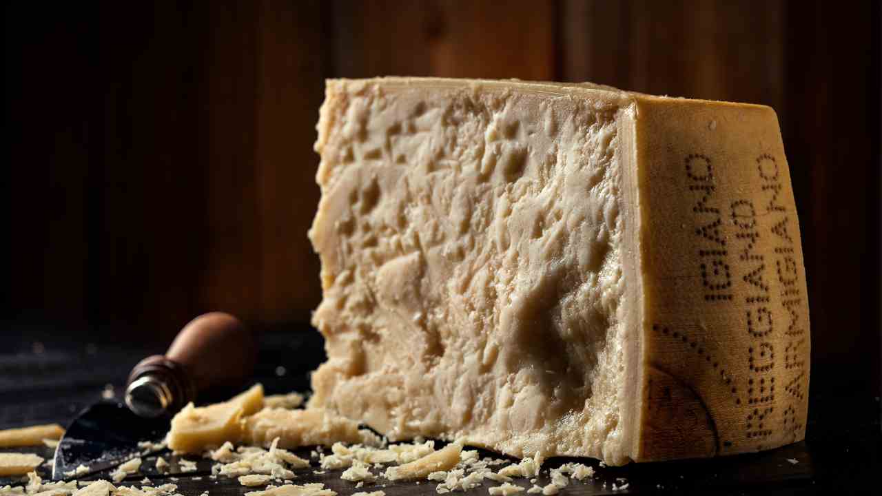 Parmigiano Reggiano tagliato