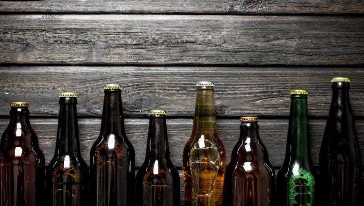 perché le bottiglie di olio e birra sono uguali