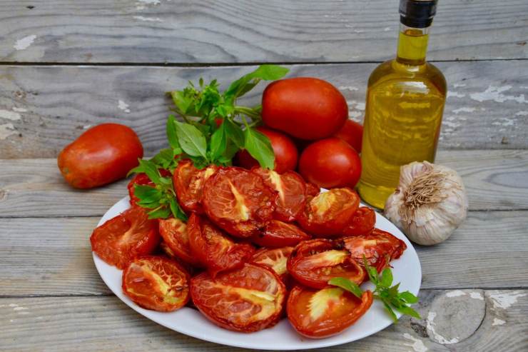 ricetta facile pomodorini confit